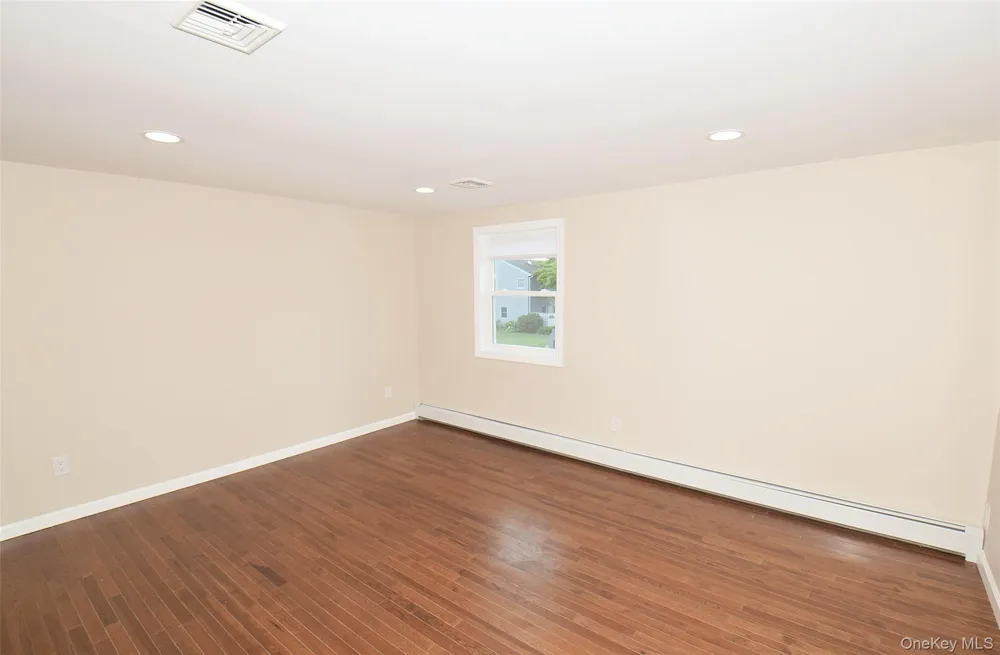 4195 Florence Road Bethpage, NY 11714