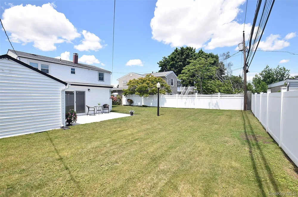 4195 Florence Road Bethpage, NY 11714