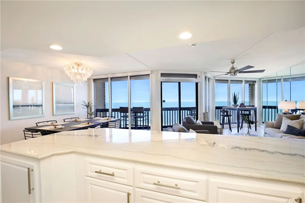 6745 Seacomber Drive #1102 Port Aransas, TX 78373