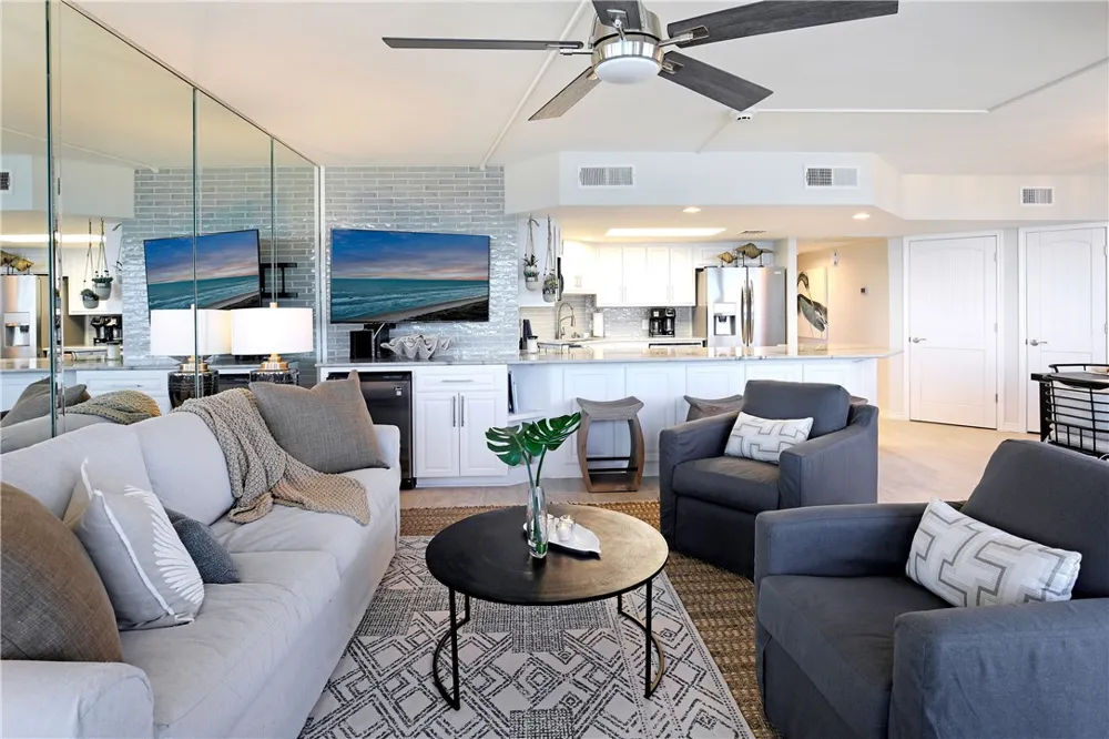 6745 Seacomber Drive #1102 Port Aransas, TX 78373