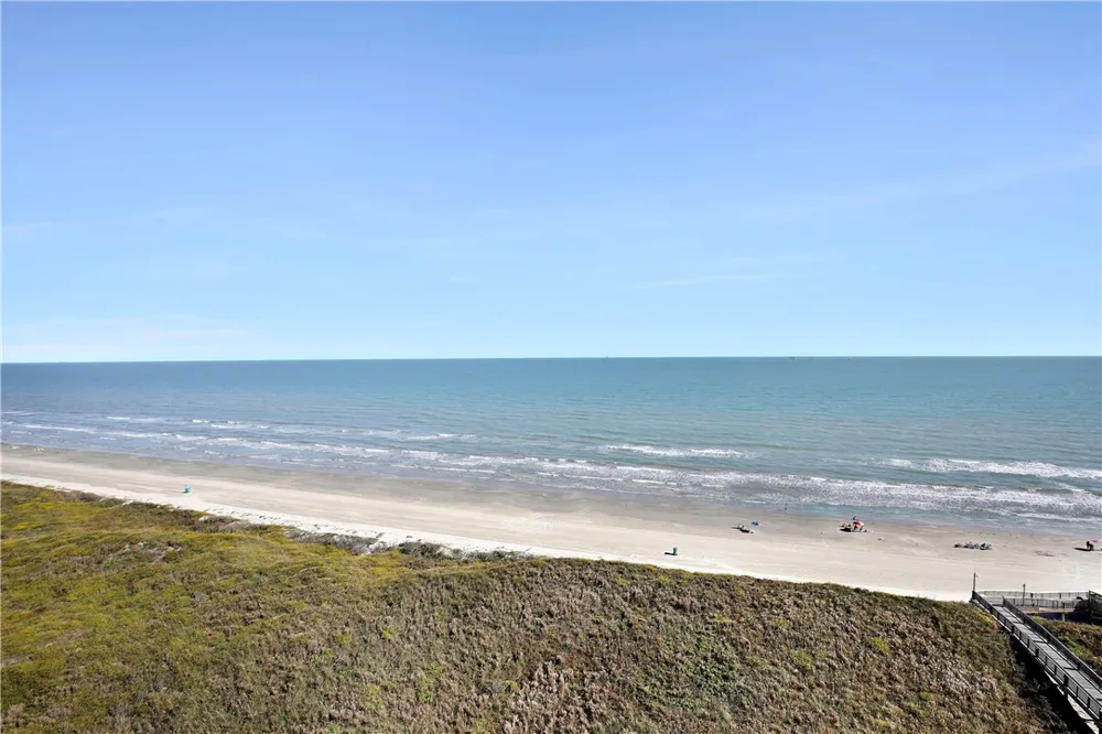 6745 Seacomber Drive #1102 Port Aransas, TX 78373