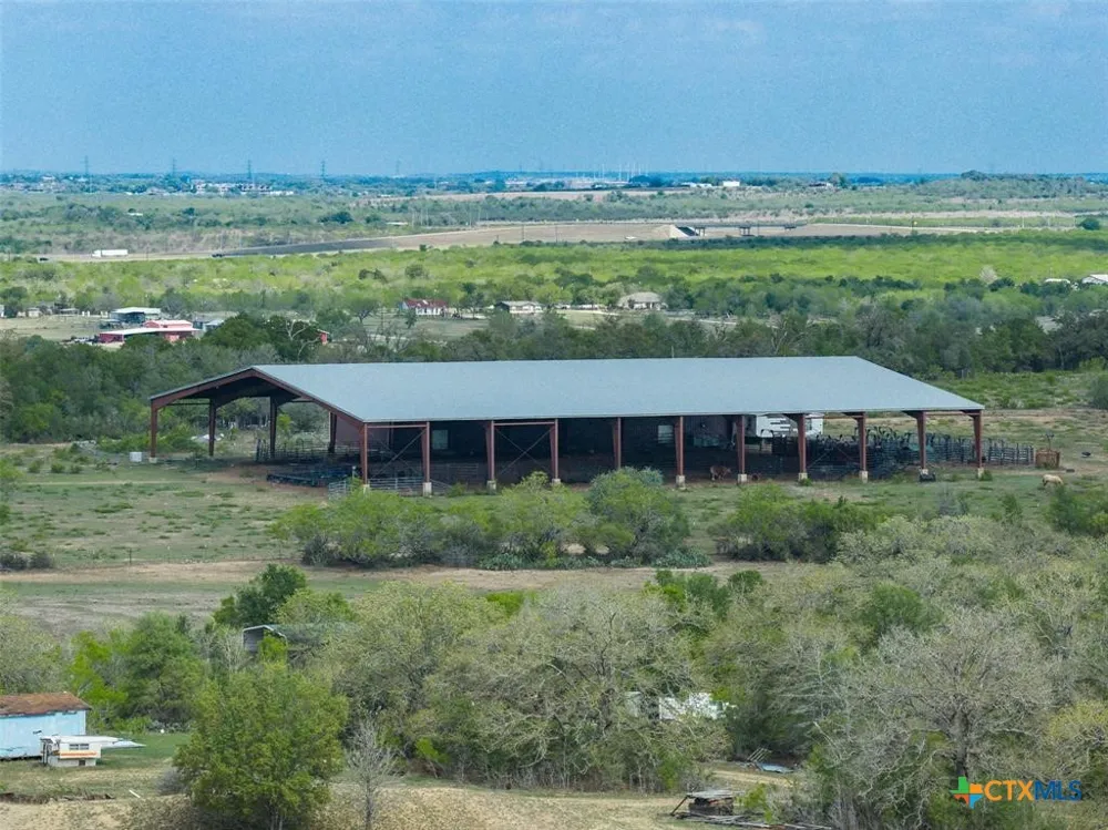 8519 State Park Road Lockhart, TX 78644