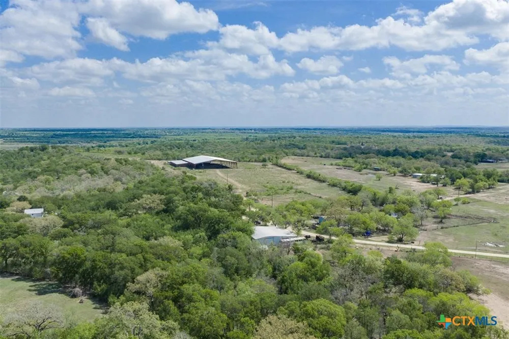 8519 State Park Road Lockhart, TX 78644