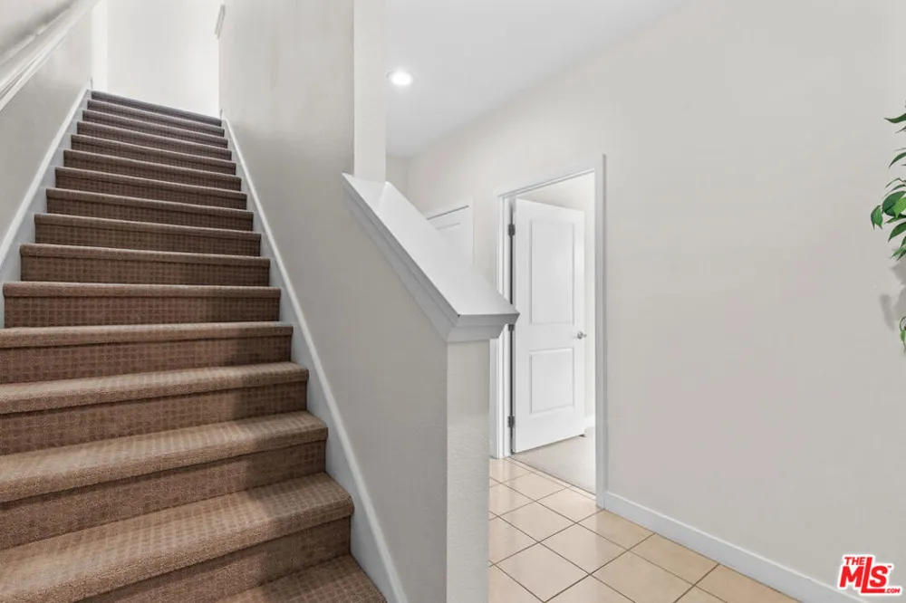 15812 Santa Ana Avenue #1 Bellflower, CA 90706