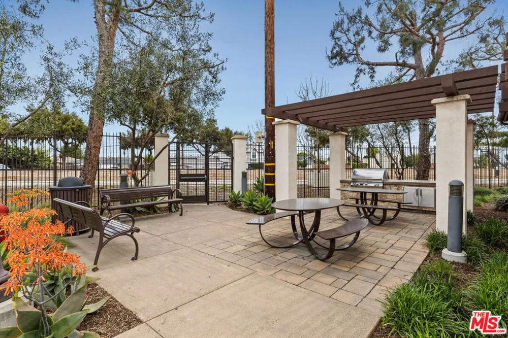 15812 Santa Ana Avenue #1 Bellflower, CA 90706
