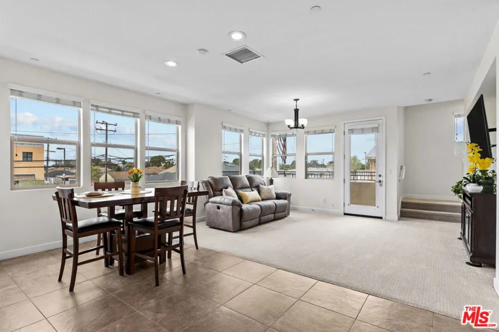 15812 Santa Ana Avenue #1 Bellflower, CA 90706