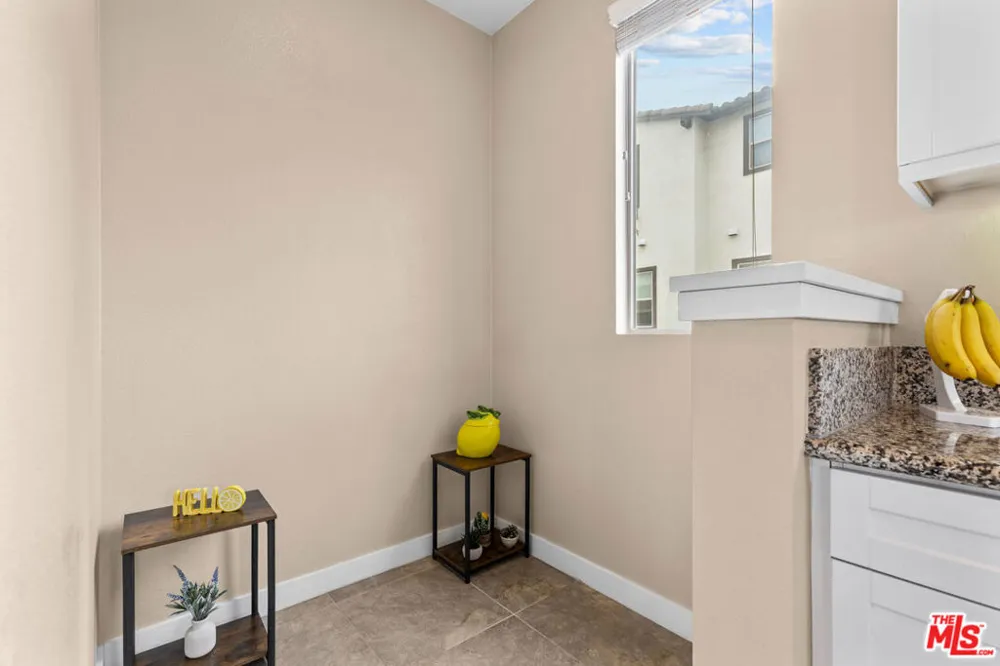15812 Santa Ana Avenue #1 Bellflower, CA 90706