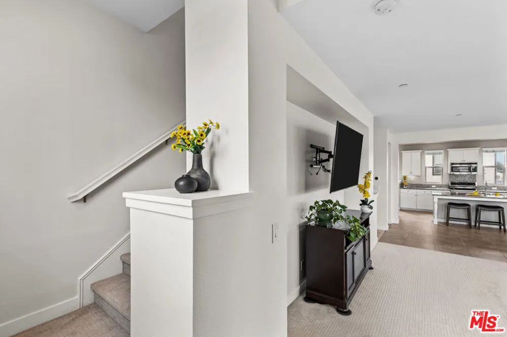 15812 Santa Ana Avenue #1 Bellflower, CA 90706