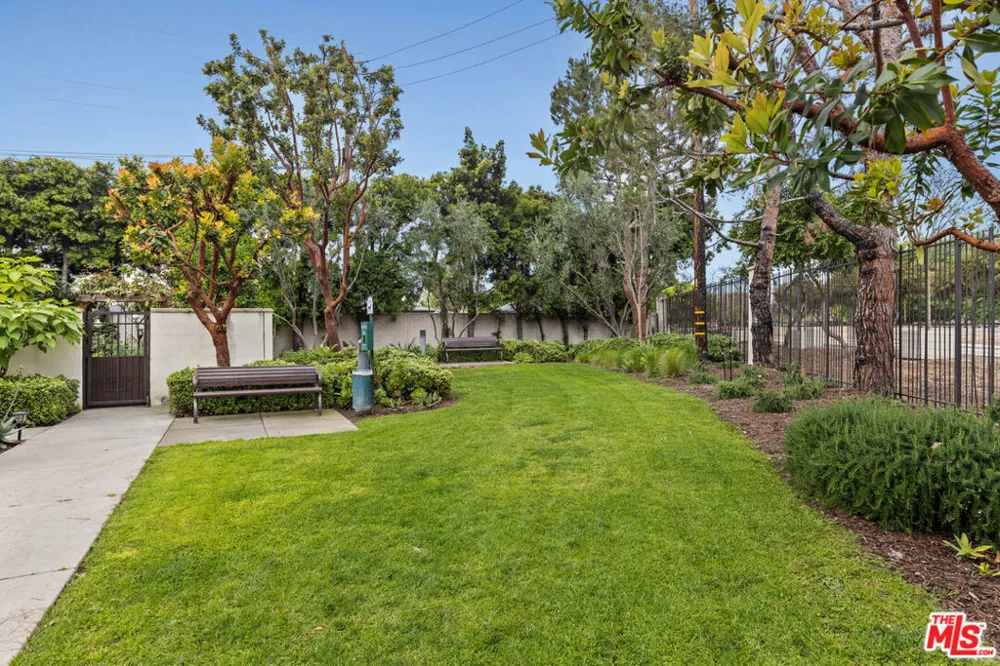 15812 Santa Ana Avenue #1 Bellflower, CA 90706
