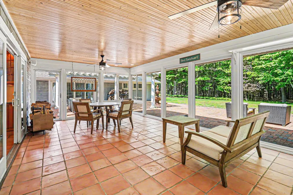 5389 Ridge Road Pentwater, MI 49449