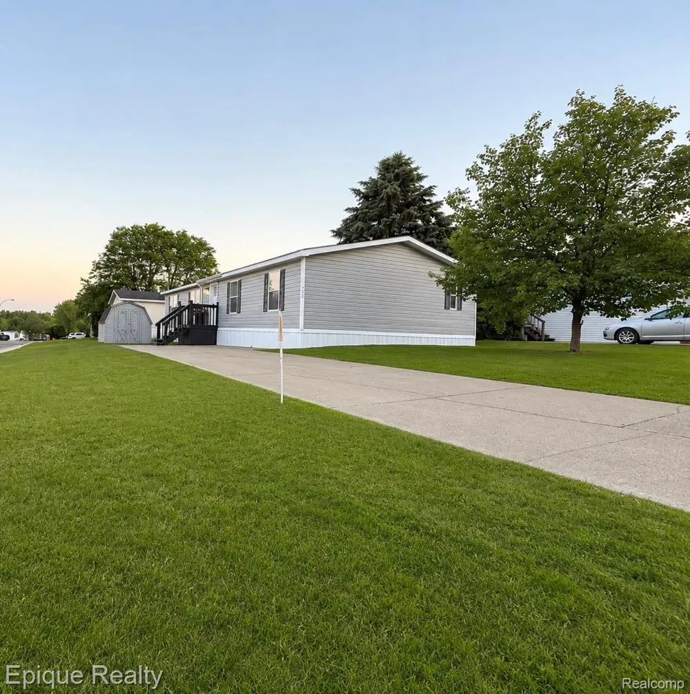1908 Abels Street Milford Charter Township, MI 48381