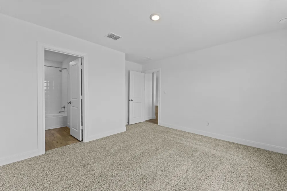 119 Union Pacific Drive Cedar Creek, TX 78612
