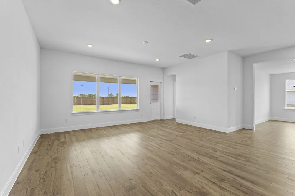119 Union Pacific Drive Cedar Creek, TX 78612