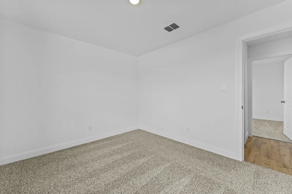 119 Union Pacific Drive Cedar Creek, TX 78612