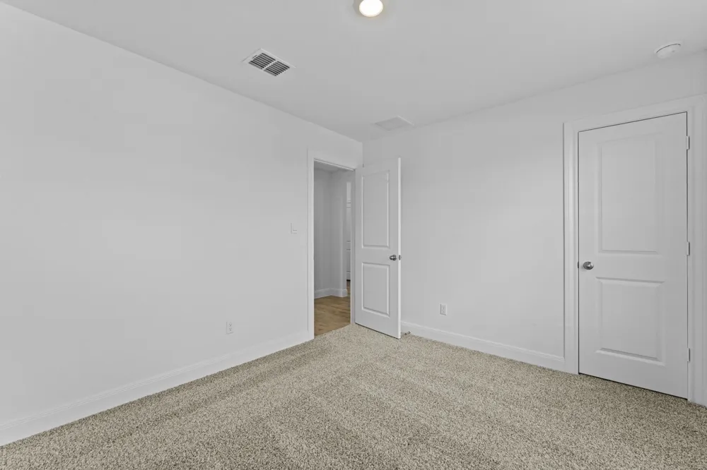 119 Union Pacific Drive Cedar Creek, TX 78612