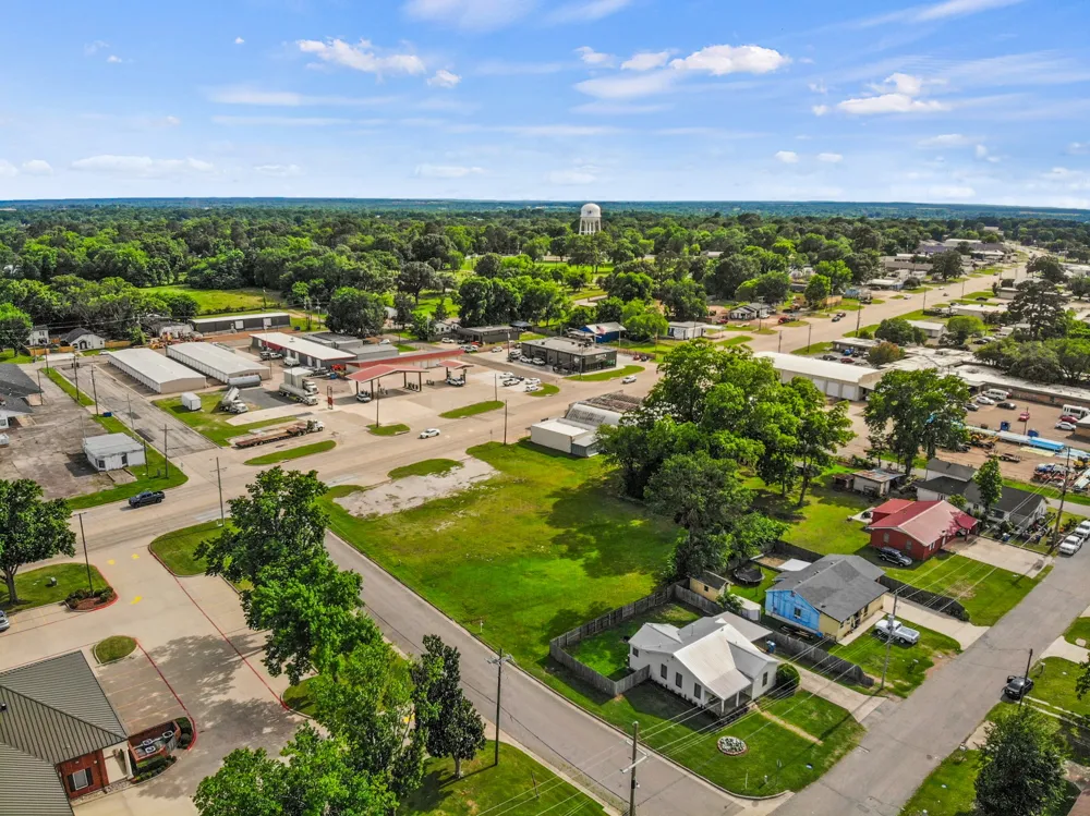 122 W 16th Street Mt Pleasant, TX 75455