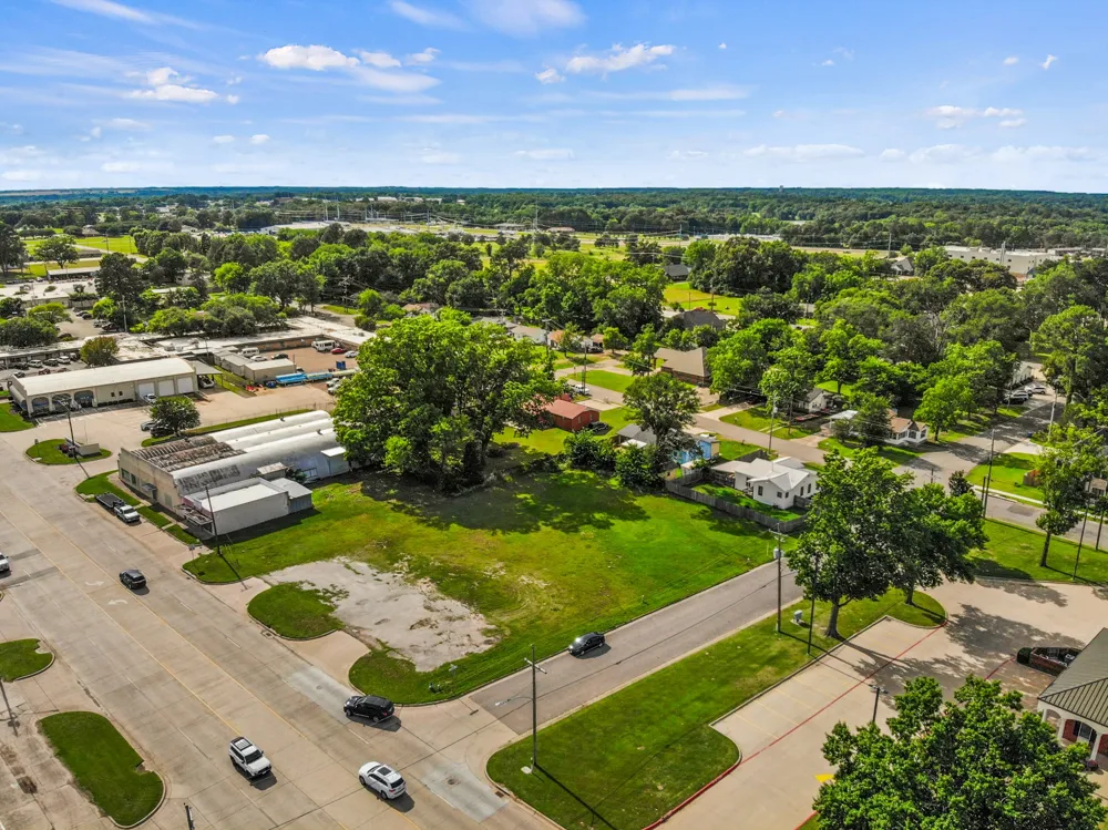 122 W 16th Street Mt Pleasant, TX 75455