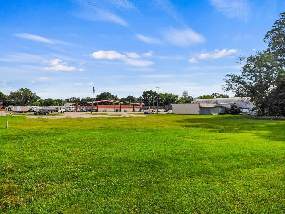 122 W 16th Street Mt Pleasant, TX 75455