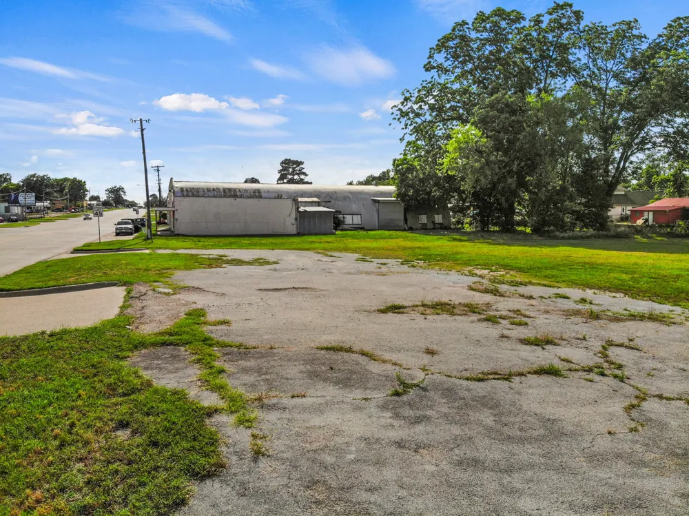 122 W 16th Street Mt Pleasant, TX 75455