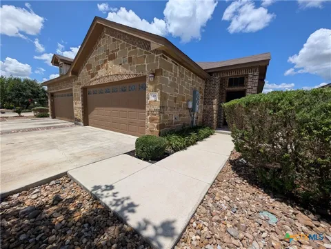 549 Creekside Forest