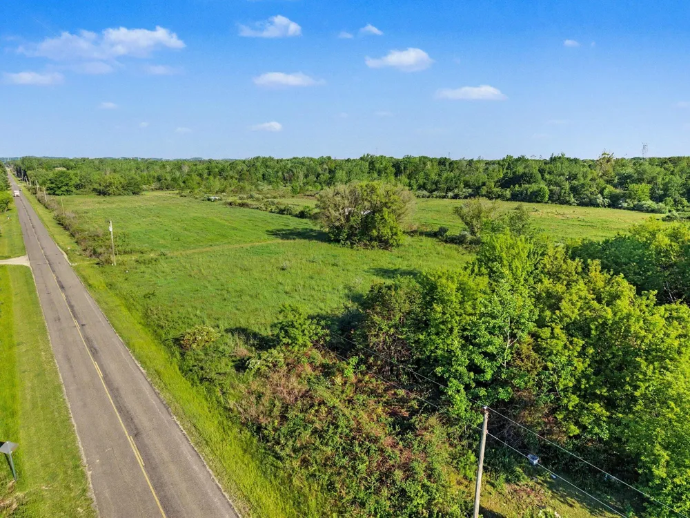 72362 28th Avenue Covert, MI 49043