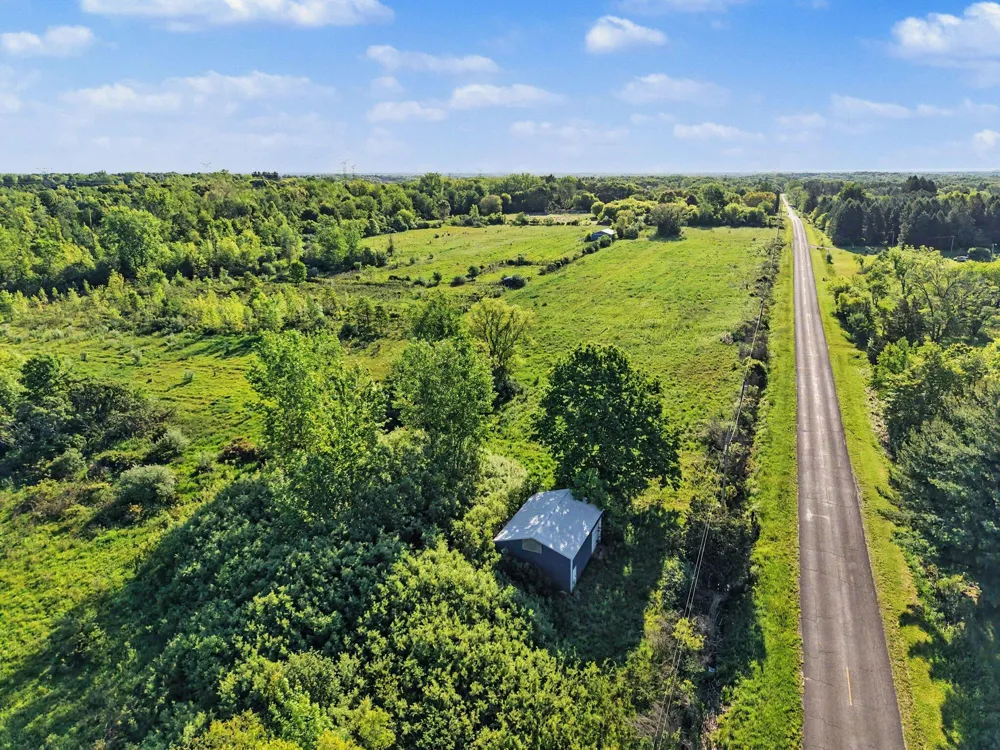 72362 28th Avenue Covert, MI 49043