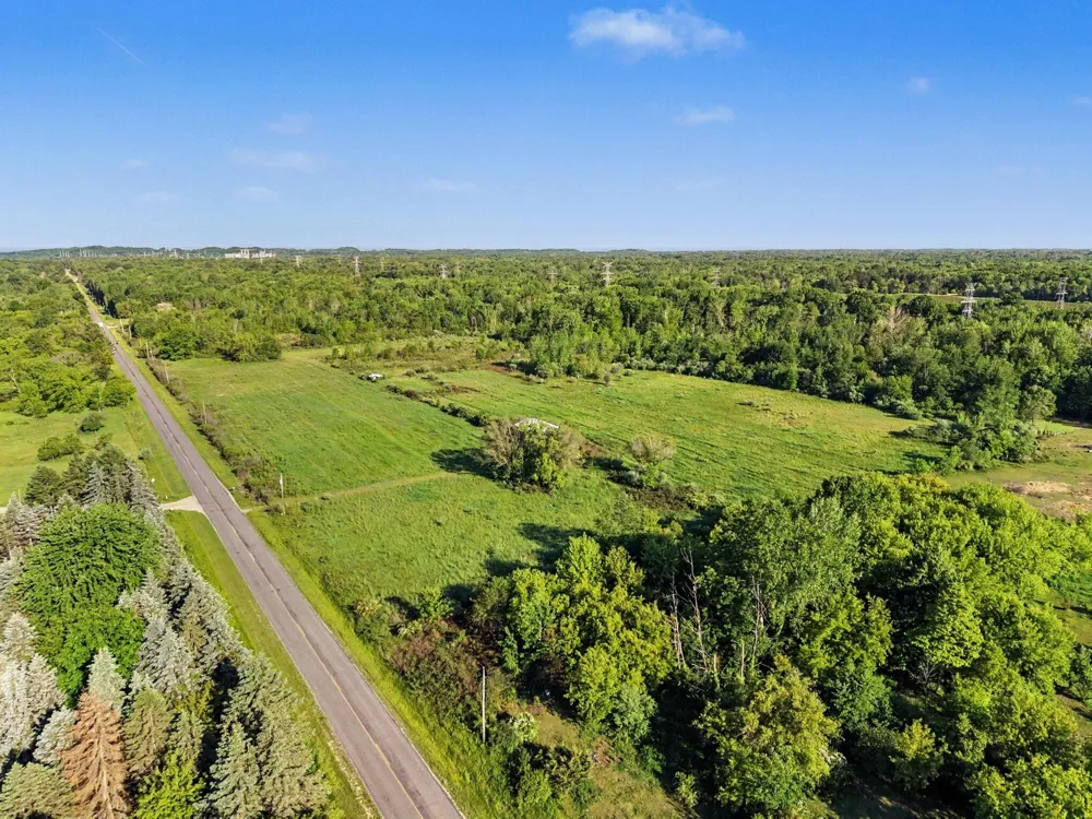 72362 28th Avenue Covert, MI 49043