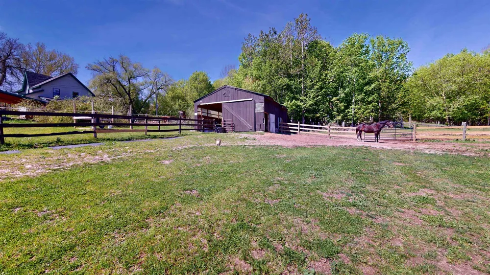 8807 Rogers Road South Arm Township, MI 49727