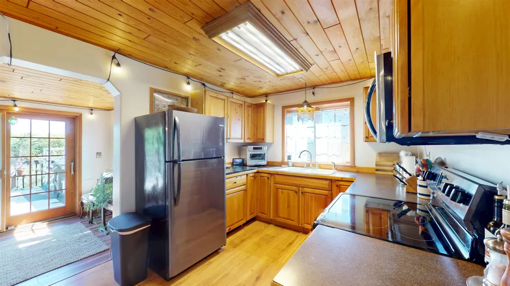 8807 Rogers Road South Arm Township, MI 49727