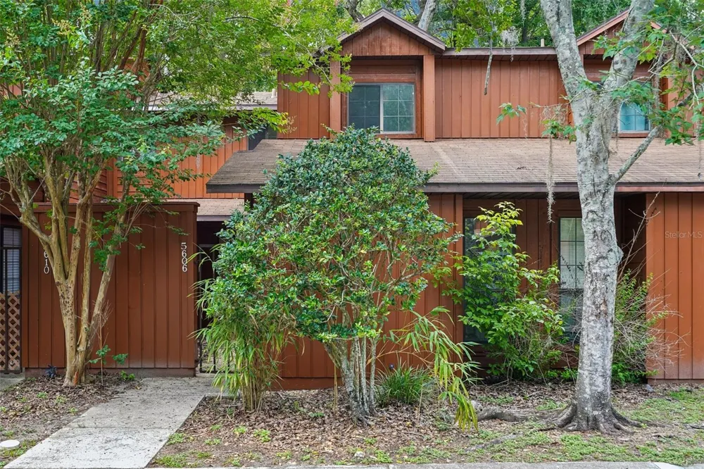 5606 SW 8TH PLACE Gainesville, FL 32607