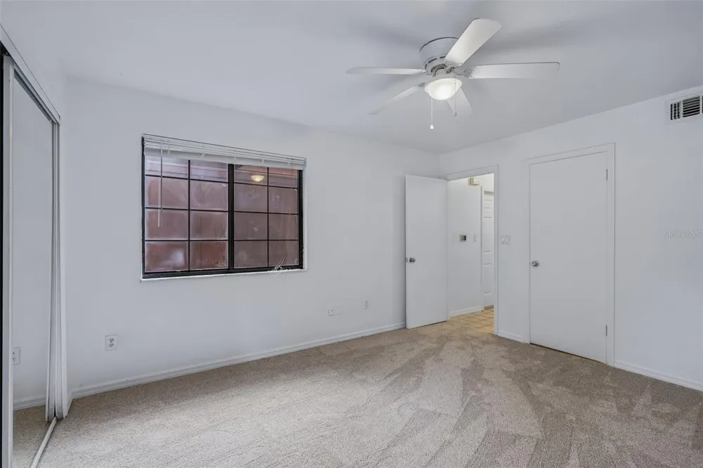 5606 SW 8TH PLACE Gainesville, FL 32607