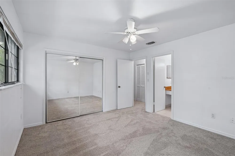 5606 SW 8TH PLACE Gainesville, FL 32607
