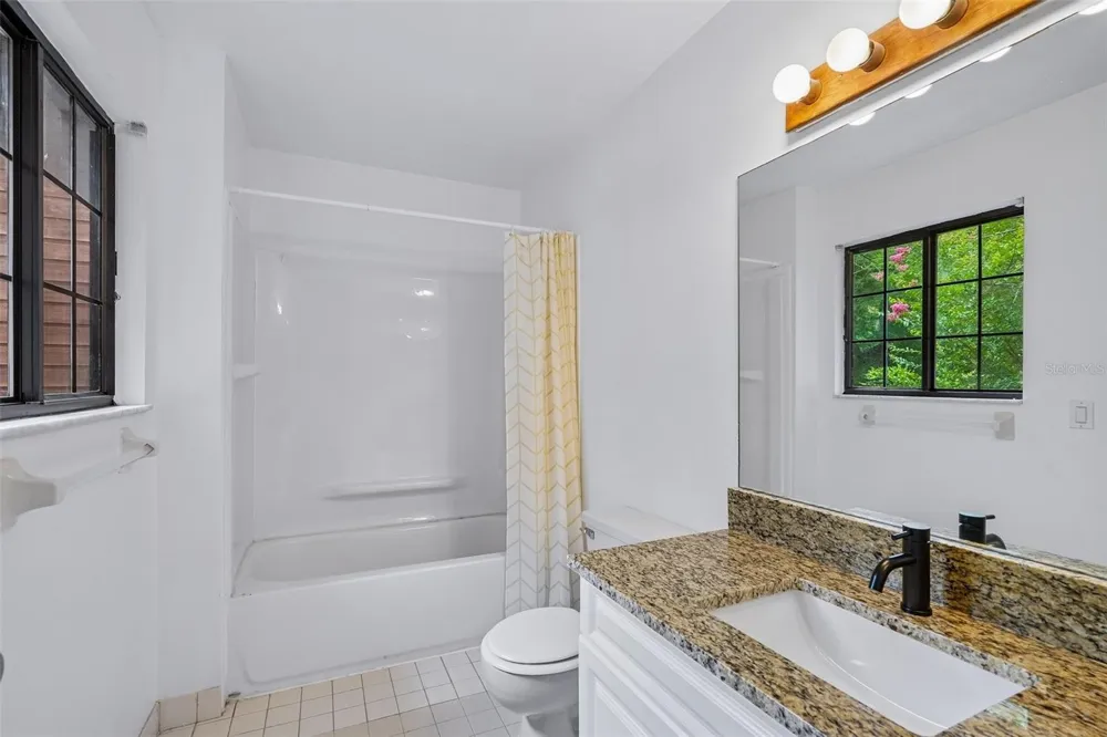 5606 SW 8TH PLACE Gainesville, FL 32607