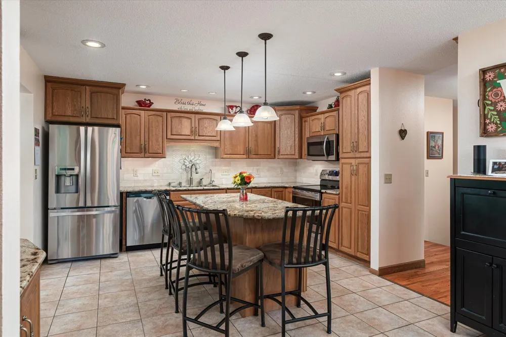 1184 Crescent Hills Drive La Crescent, MN 55947
