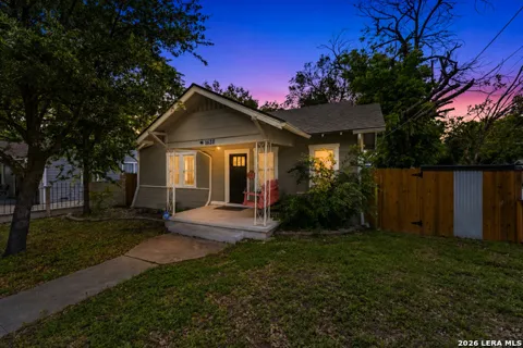 1638 SANTA MONICA ST