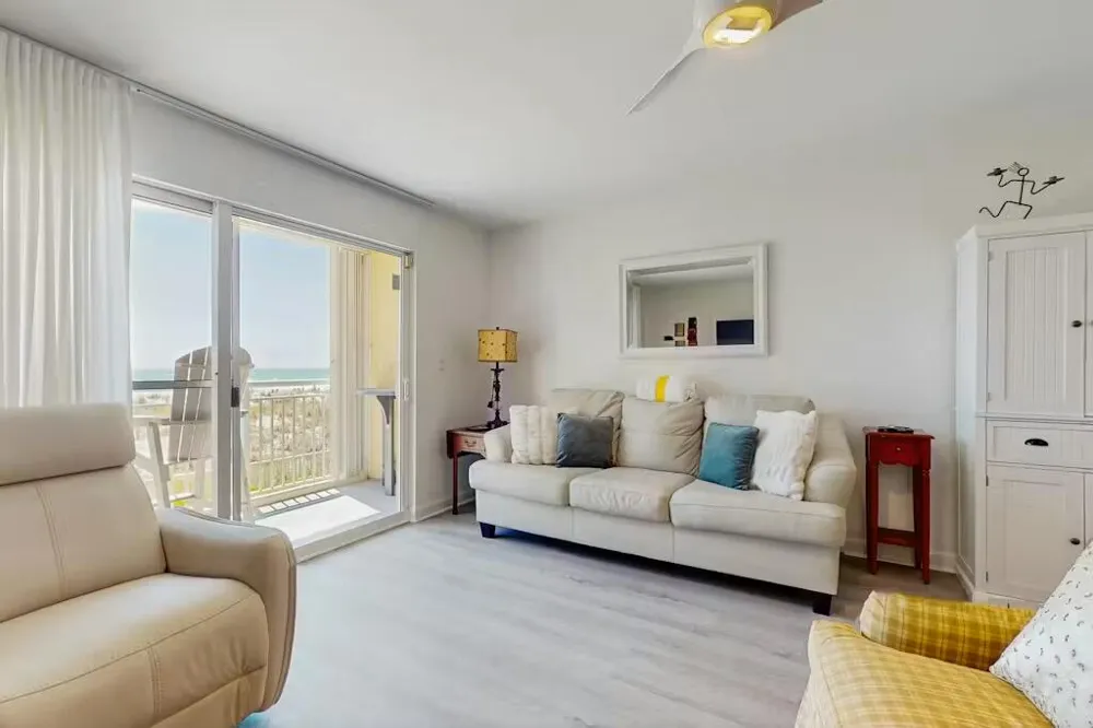 866 Santa Rosa Boulevard #102