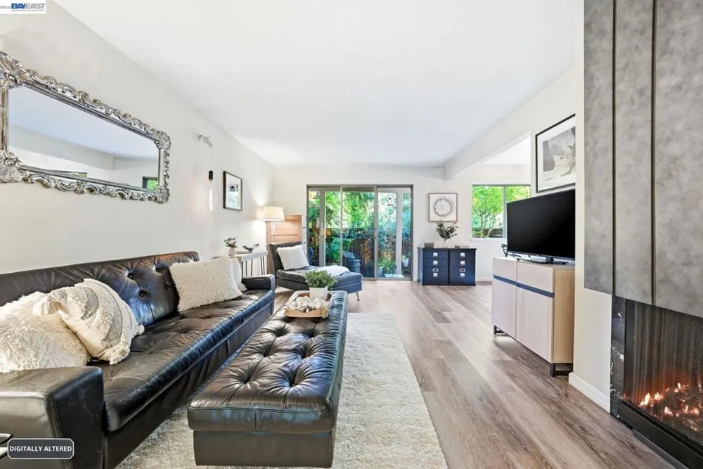 20720 4Th St #3 Saratoga, CA 95070