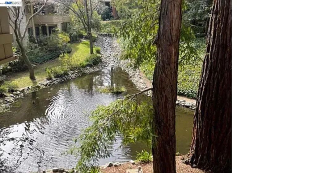20720 4Th St #3 Saratoga, CA 95070