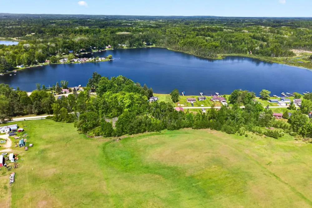 9267 Lake Drive Reed City, MI 49677