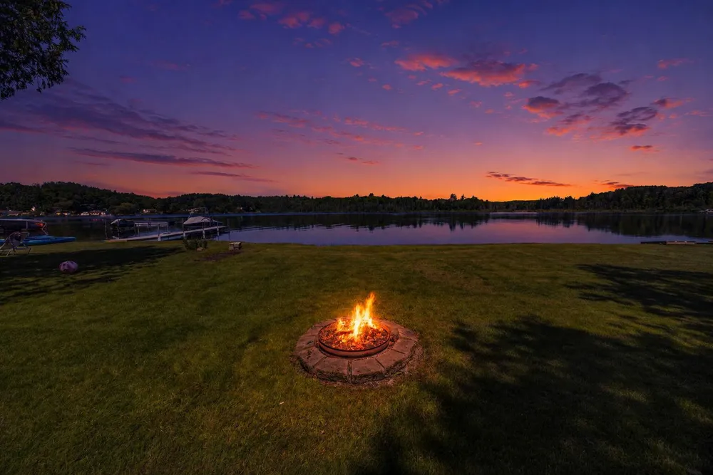 9267 Lake Drive Reed City, MI 49677