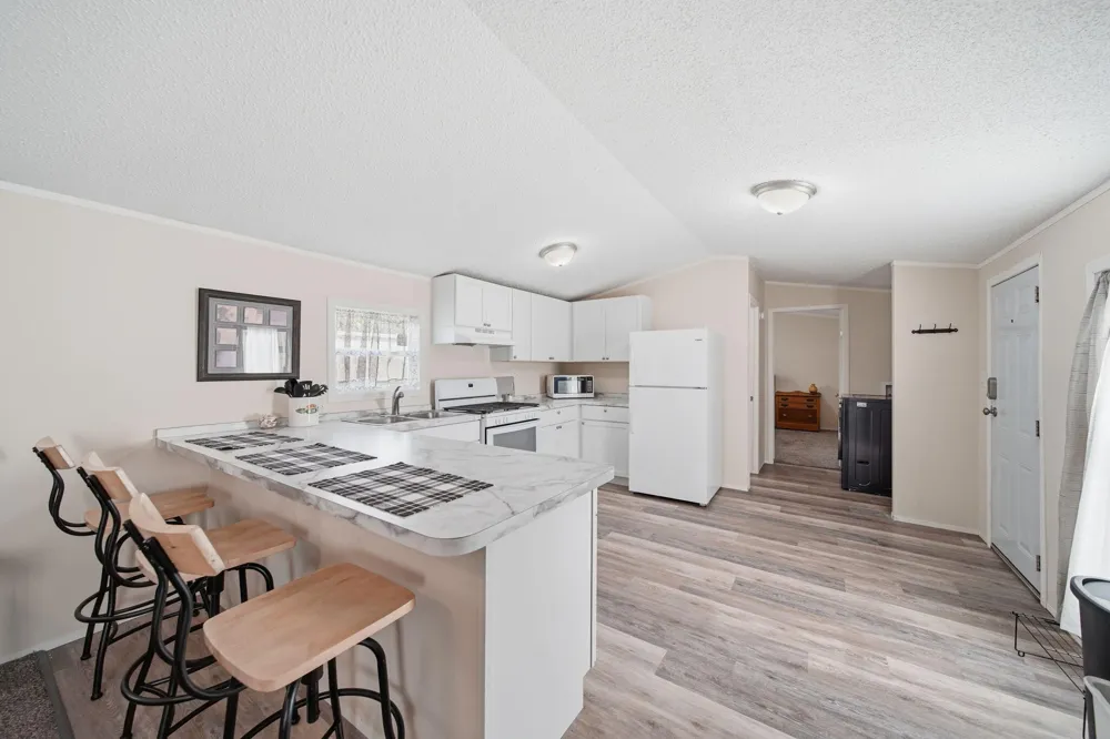 80 Sterling Adrian, MI 49221