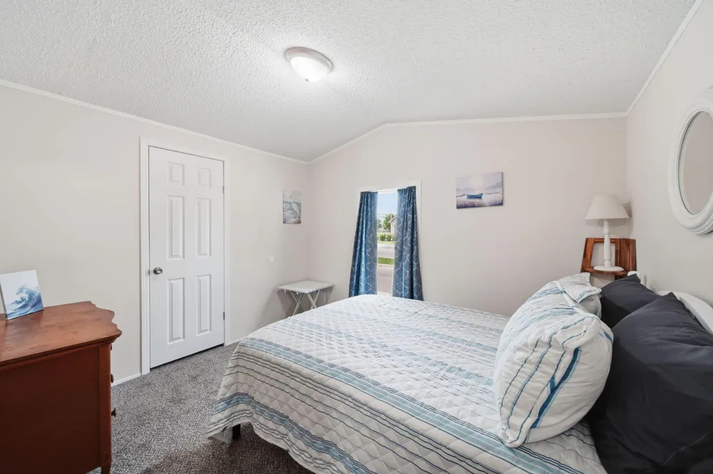 80 Sterling Adrian, MI 49221