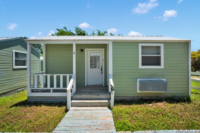 686 State Highway 173 Bandera, TX 78003