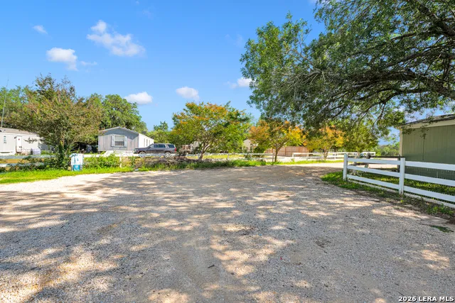 686 State Highway 173 Bandera, TX 78003