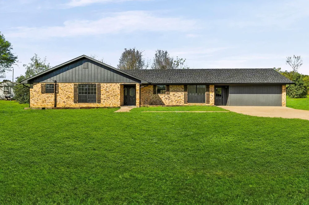 407 Quincy Avenue Alto, TX 75925