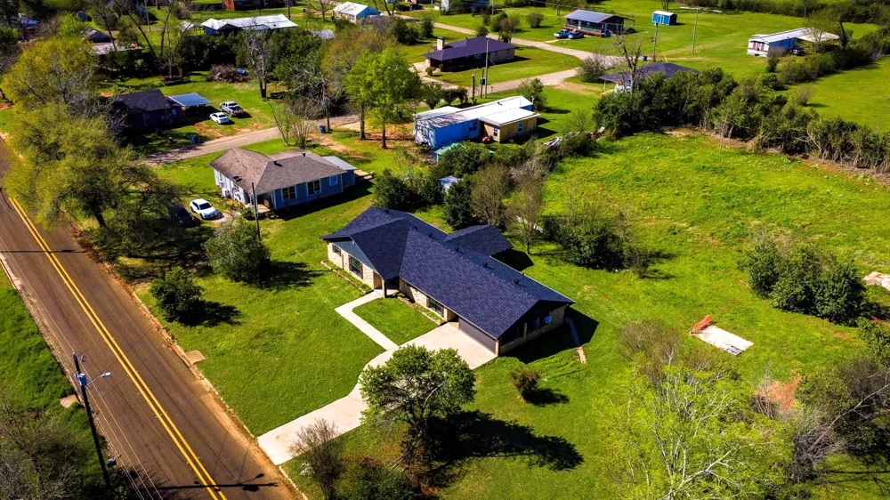 407 Quincy Avenue Alto, TX 75925