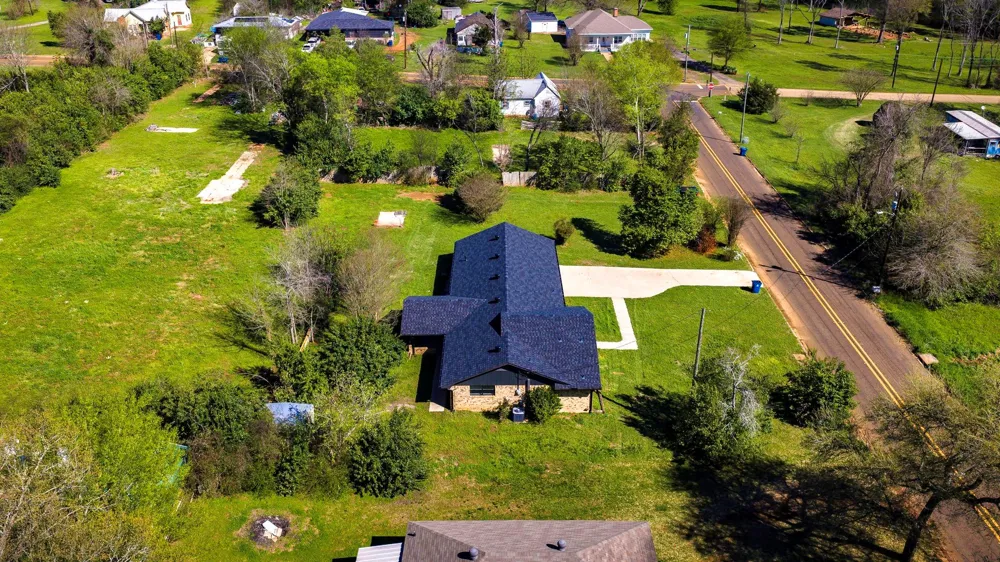 407 Quincy Avenue Alto, TX 75925