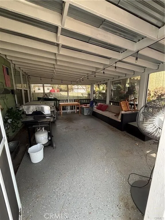 3297 Pershing San Bernardino, CA 92405