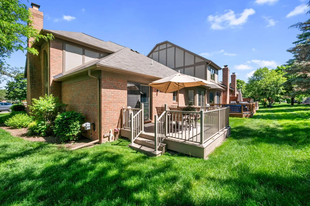 54661 Bellingham Drive Shelby Charter Township, MI 48316