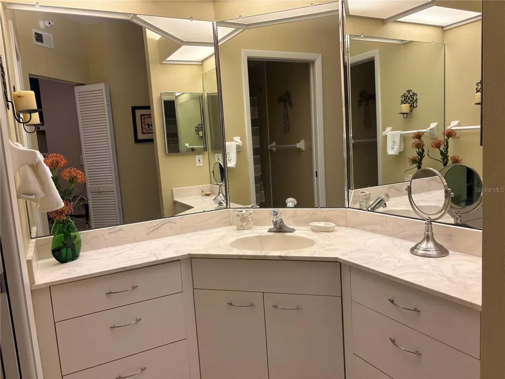 7974 SAILBOAT KEY BOULEVARD S #701 South Pasadena, FL 33707
